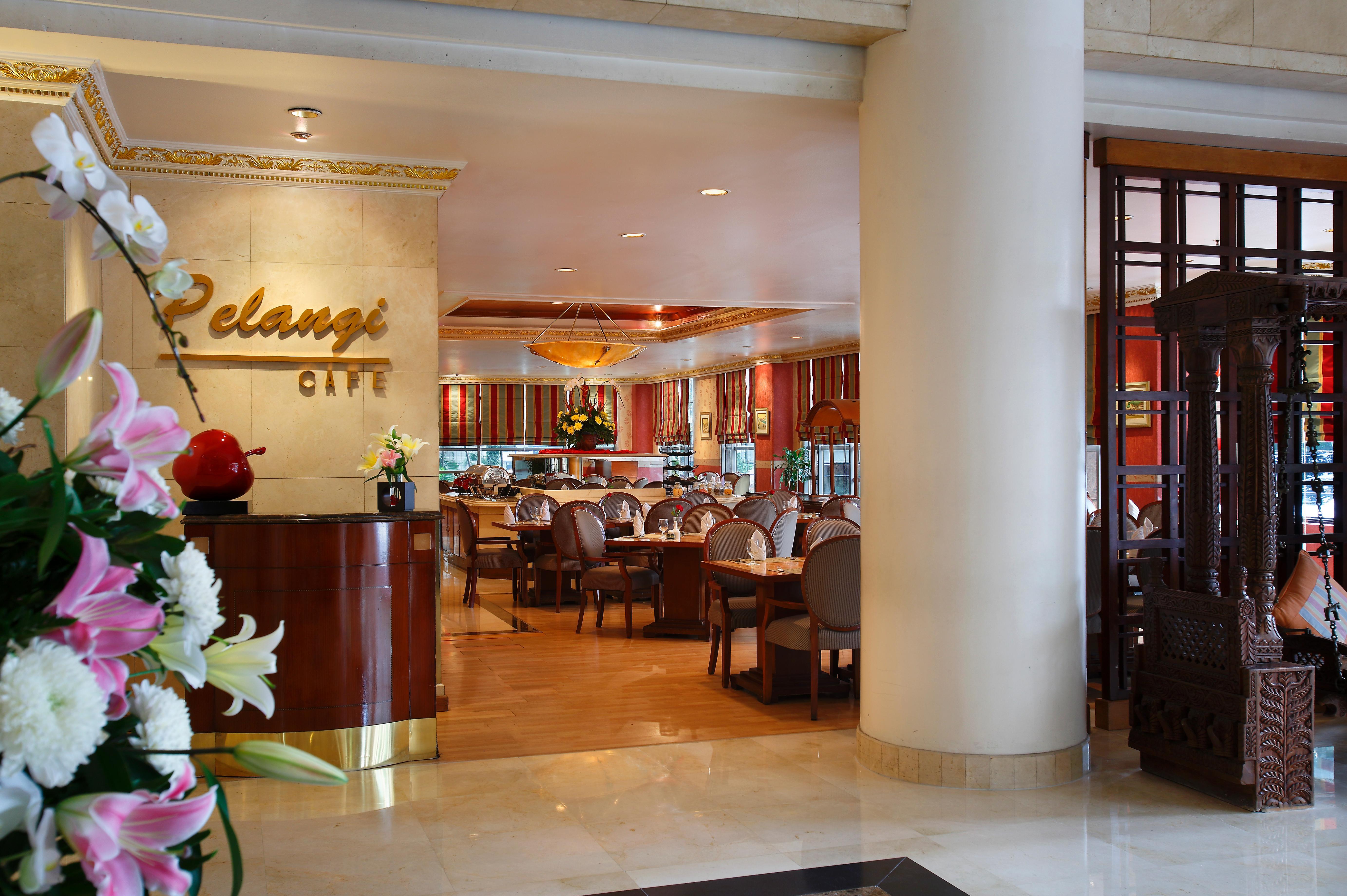 Ambhara Hotel Giacarta Esterno foto