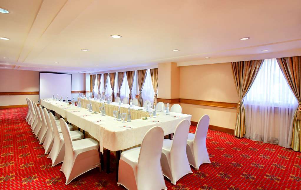 Ambhara Hotel Giacarta Servizi foto